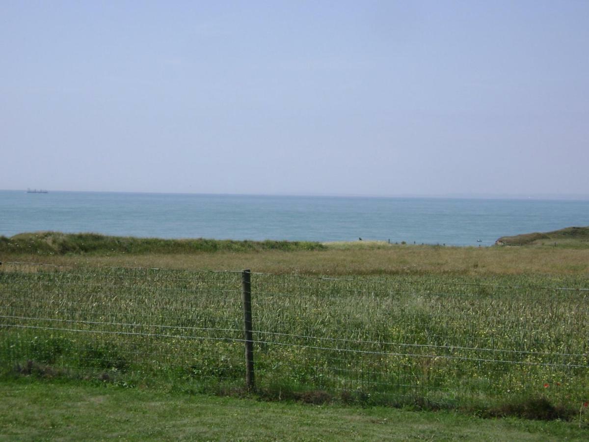 Wonderful Holiday Home In Audinghen With Garden Esterno foto